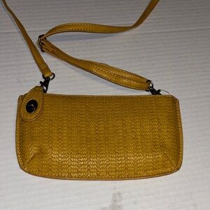 SUSAN JOY BRAND… MUSTARD YELLOW WEAVE VEGAN LEATHER CROSSBODY/CLUTCH WITH STRAP